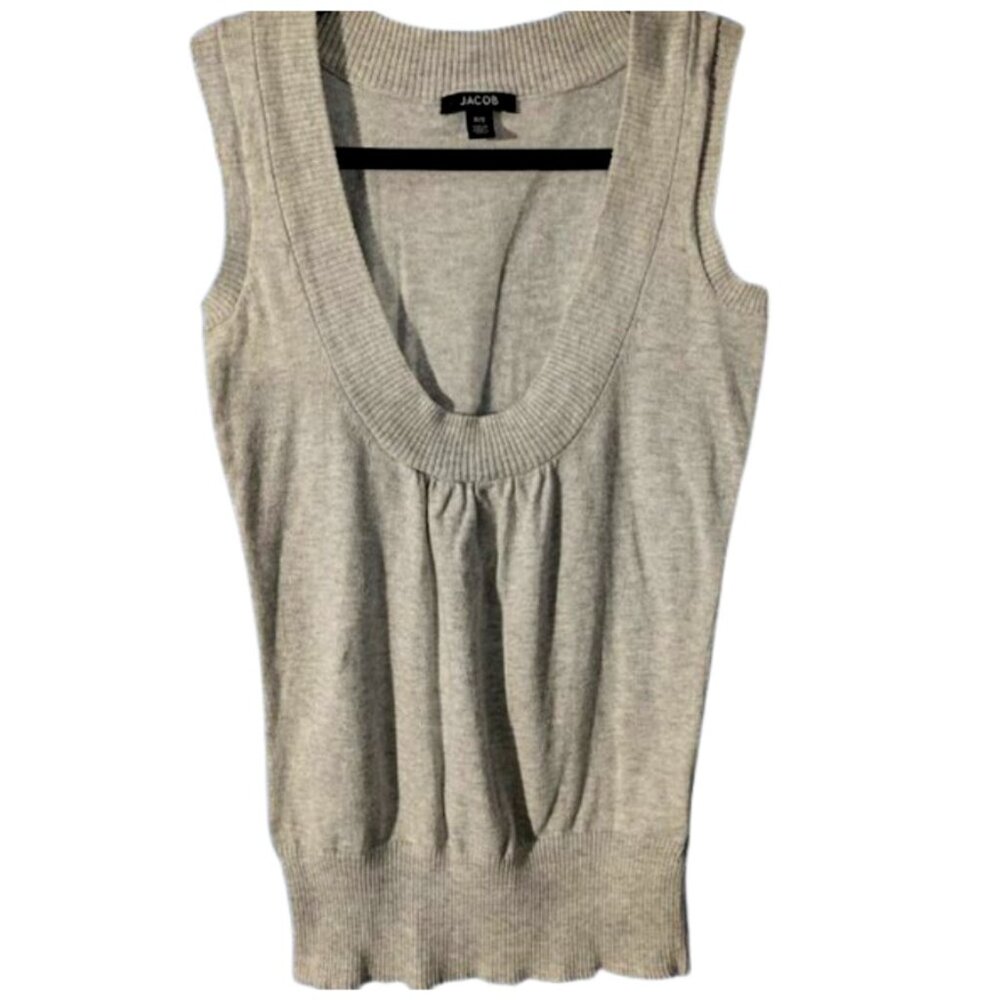 Jacob low scoop neck, sleeveless sweater. Size S/P